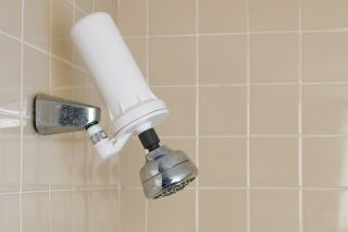 Omica Zeolite Shower Filter Removes Chlorine Fluoride