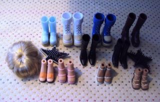 Lot of 10 Bratz Dolls Bare Feet High Heels Shoes Boots and Wig