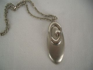 Vintage c1960 Silver Metal Initial G Pendant Necklace