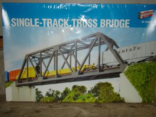  Walthers Single Track Truss Bridge