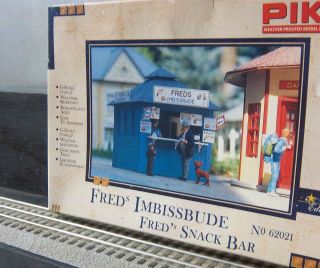 PIKO 62021 Freds Snack Bar Building Kit