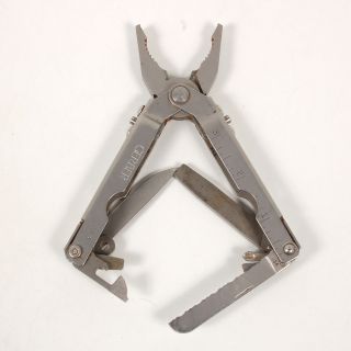 Gerber Multi Tool Pliers Knife File Saw Screwdrivers Stainless USA 2