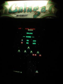 GALAGA ARCADE MACHINE VIDEO GAME TAKES QUARTERS CAN SET FOR FREEPLAY