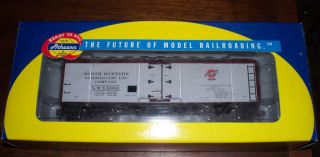 HO Scale Athearn RTR 7575 NWX 40 Wood Reefer 6066