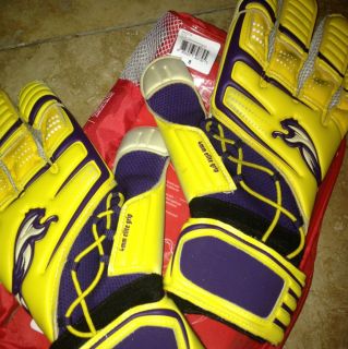 Puma Goalkeeper Gloves Soccer Size 8
