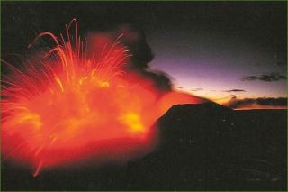 Hawaii Volcanoes 2012 5oz Silver America The Beautiful NGC SP70 ER Hot