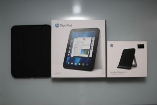 HP Touchpad 16GB Tablet Black with HP Touchstone Dock HP Folio Case