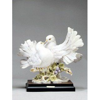 Giuseppe Armani Pair of Doves   Two Birds Kissing Figurine