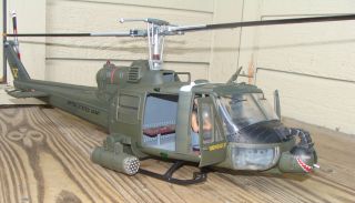  Century Ultimate Soldier Vietnam Hog Head UH1C Huey Army Helicopter