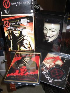   Vendetta DVD Two Disc Collectors w Mask Natalie Portman Hugo Weaving