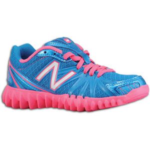 Combining aggressive design with super lightweight, the New Balance