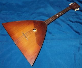 BALALAIKA Russian folk instrument 6 strings CHERNIGOV FACTORY USSR