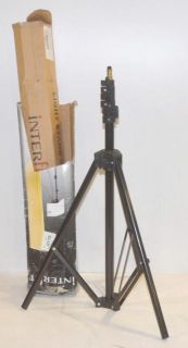 Interfit INT269 Flat Panel Studio Lighting Reflector with Stand Silver