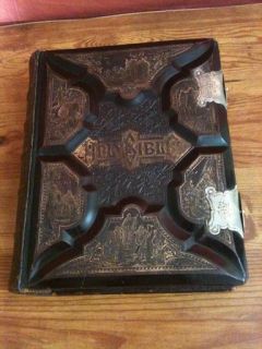  Bible Clasp Unmarked Steel Wood Plates King James Pulpit Bible