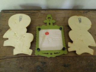 Owl Wall Art Plaques & Owl Kitchen Trivet in good used condition.