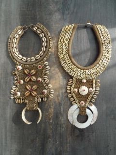 IRIAN JAYA TRIBAL NECKLACE One Pair Seashell Shell Ornament Jewelry