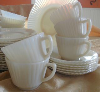 Vintage Petalware Coffee Cups Cream Colored Pristine Condition