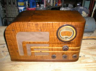 Antique Philco 38 9 1938 Wood Table Radio Restored and Working