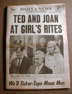  CHAPPAQUIDICK Ted Kennedy MARY JO KOPECHNE DEAD w large headline