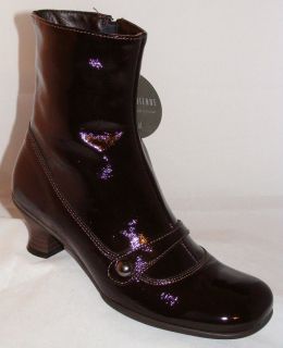 La Canadienne Tula Chocolate Brown Patent Leather Fashion Boots 7 5 8