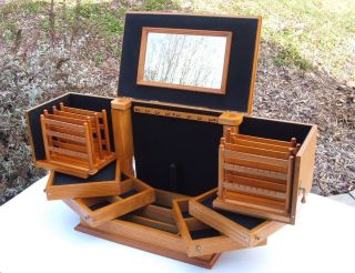 NICE!! Large Heavy Wooden OAK JEWELRY CHEST BOX Lori Greiner For Your