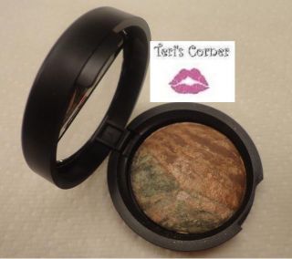 Laura Geller Baked Marble Eyeshadow Duo in Forest Mist Unearthed