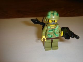 Custom Lego Military Soldier Minifig with BrickArms Weapons Green Army