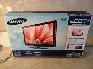 Open Box Samsung LN32D405 32 720P HD LCD Television