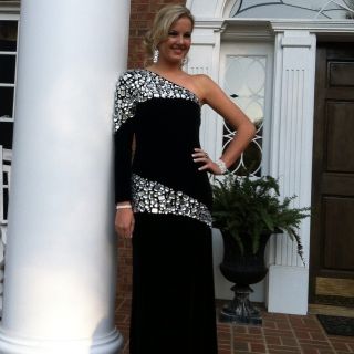 Beautiful Dana Mathers Evening Gown