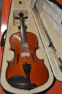 Menzel 4 4 Acoustic Violin C w Case and Bow