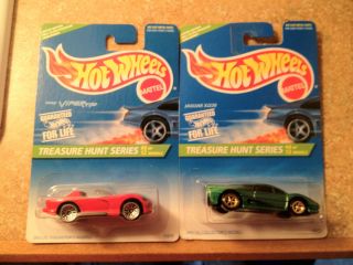Mattel Hot Wheels 1996 Treasure Hunt Cars 4 Jaguar 6 Viper