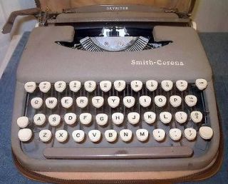Vintage 40s 50s Smith Corona Skyriter Typewriter in Original Case