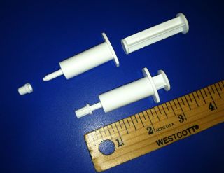 25   3CC PLASTIC SYRINGES WITH TIPS