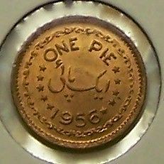 PAKISTAN , 1956 1 PIE CRESCENT & STAR , UNCIRCULATED COIN