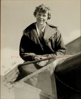 Amelia Earhart in Autographs