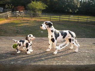 GREAT DANE AND PUP by Schleich; toy/dog/NEW 2010