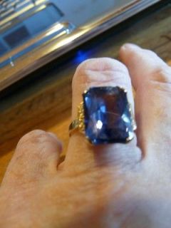 VINTAGE HAND MADE LARGE SAPPHIRE 10 K GOLD LADIES RING