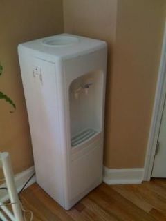 Water Dispenser (for Fresh water 5 gallon Jugs) Office or Home