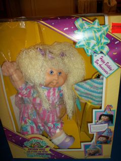 CABBAGE PATCH Kids BIRTHDAY KID Blonde PARTY FAVOR Hat CANADIAN French