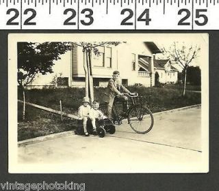 PHOTO/CUTE KIDS PLAYING WITH ANTIQUE WAGON & BIKE/BICYCLE(1 495