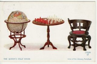 UK THE QUEENS DOLLS HOUSE CHESS GAME postcard