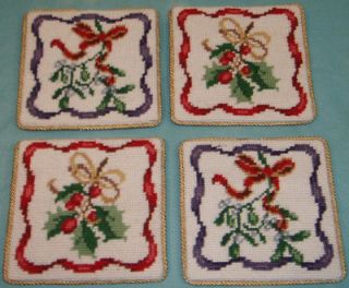 12 KNITTED HOLIDAY COASTERS/8 SANTA FACES/1 CHIMNEY HOLDER/4 FLORALS