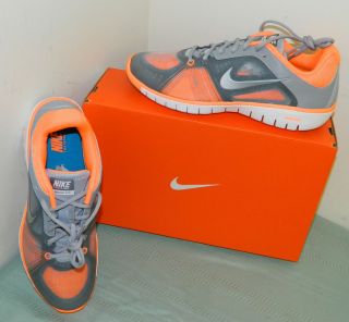 Nike Womens Move Fit Cross Training Shoes Orange US Size 10 NEW IN