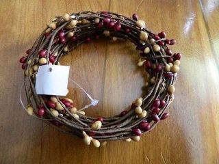 Primitive Country Burgundy & Gold Single Ply 18 Pip Berry Garland