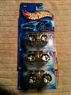 HOT WHEELS BLINGS GOLD HUMMER H2 2004 FIRST EDITIONS 34 MAIL AWAY ONLY