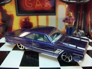 12 Hot Wheels 67 Plymouth GTX Loose 1 64 Scale