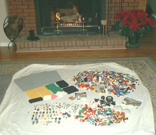of 20 lbs Lego Mini Figs Bricks Specialty Pieces Wheels etc WOW