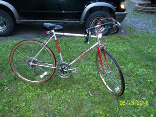 Huffy 10 Speed Dash Road Bicycle with 26 Wheels 1970s 80s Bike