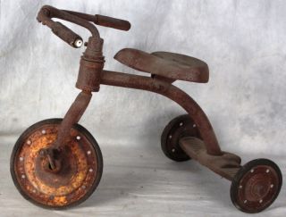 ANTIQUE 1940S CHILDS STEEL TRICYCLE ARTILLERY WHEELS FOR RESTORATION