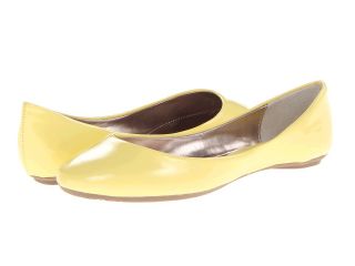 Steve Madden P Heaven Womens Flat Shoes (Yellow)
